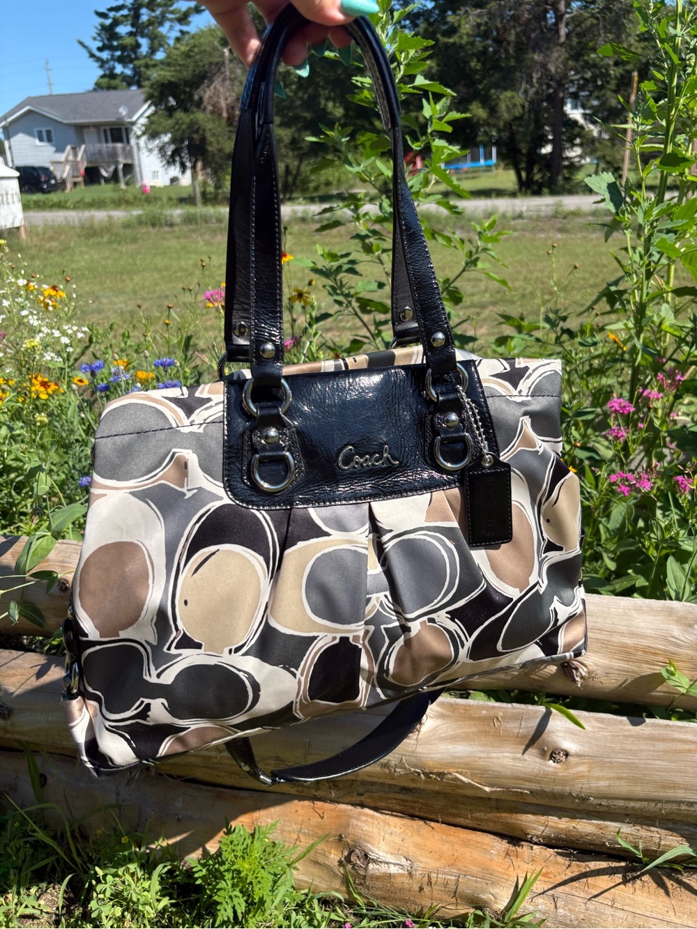 2011 Coach Ashley Scarf Print Satin Satchel✨